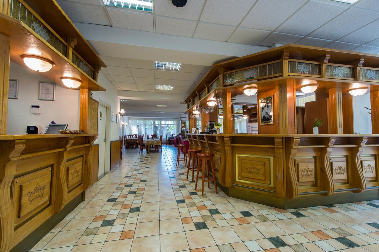 Hotel Nostra Siófok Buitenkant foto